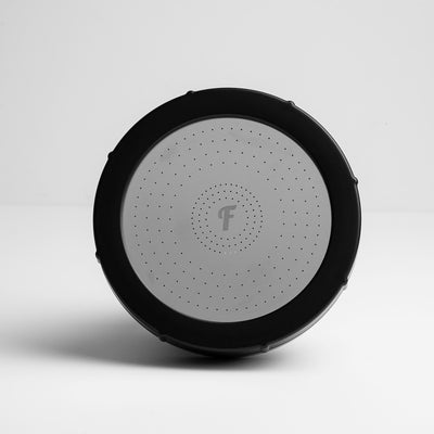 Flowy Showerhead – Black – front view